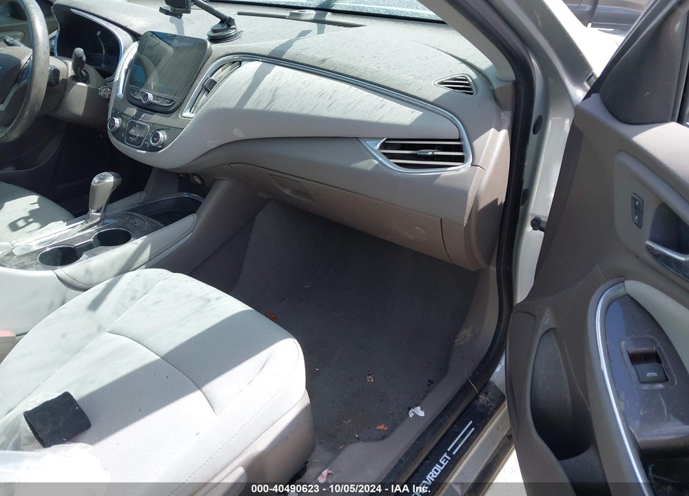 2018 CHEVROLET MALIBU LT VIN: 1G1ZD5ST4JF184883