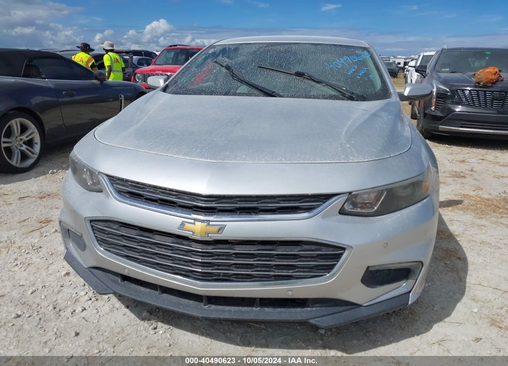 2018 CHEVROLET MALIBU LT VIN: 1G1ZD5ST4JF184883