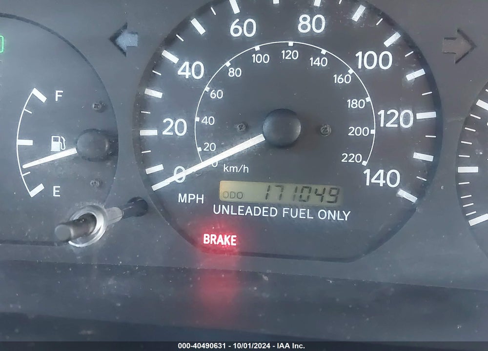 1998 TOYOTA CAMRY LE VIN: 4T1BG22K2WU265658