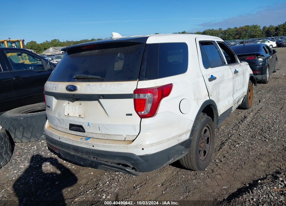 2017 FORD UTILITY POLICE INTERCEPTOR VIN: 1FM5K8AR3HGA62941