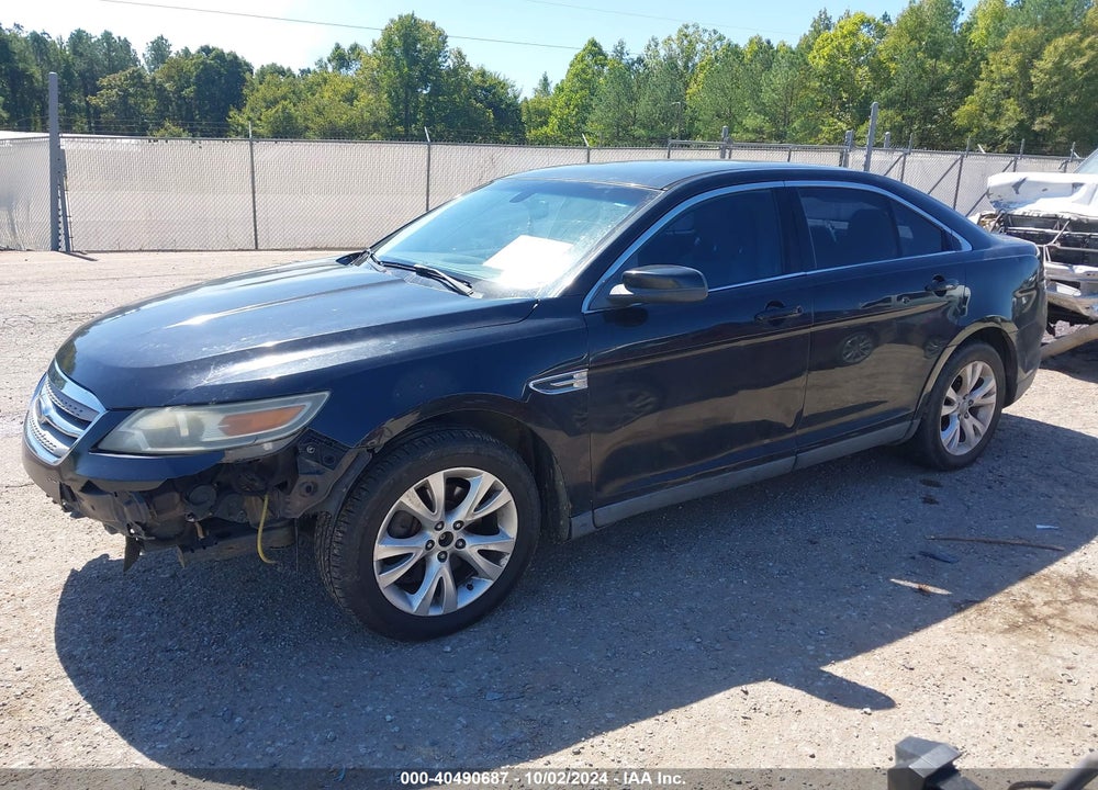 2010 FORD TAURUS VIN: 1FAHP2HW3AG110395