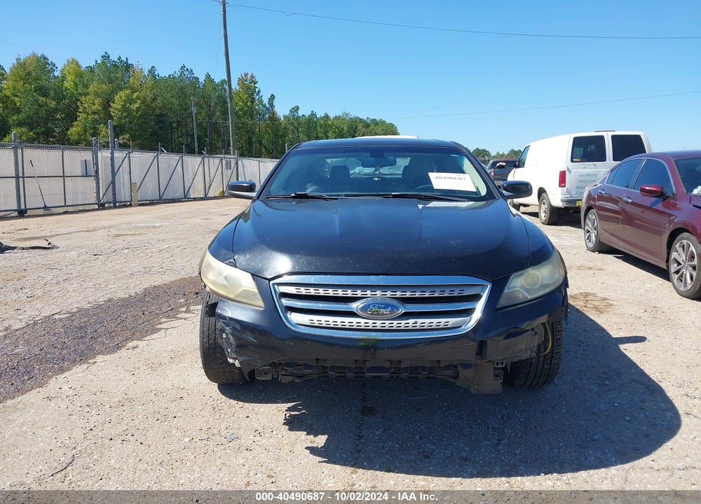 2010 FORD TAURUS VIN: 1FAHP2HW3AG110395