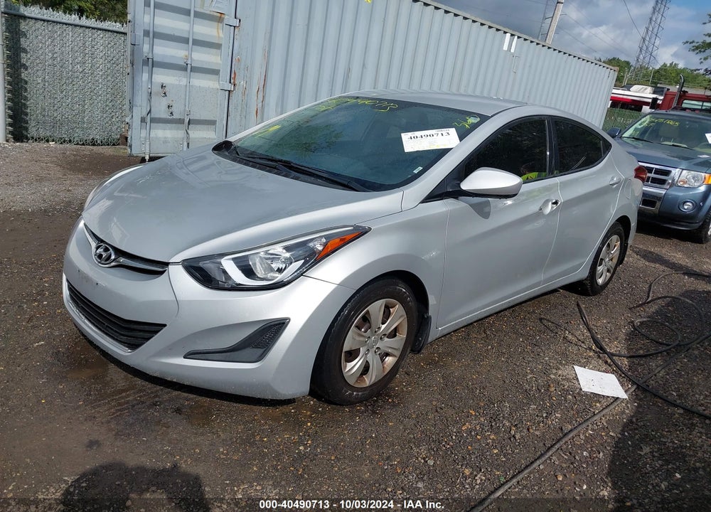 2016 HYUNDAI ELANTRA VIN: KMHDH4AE8GU479150