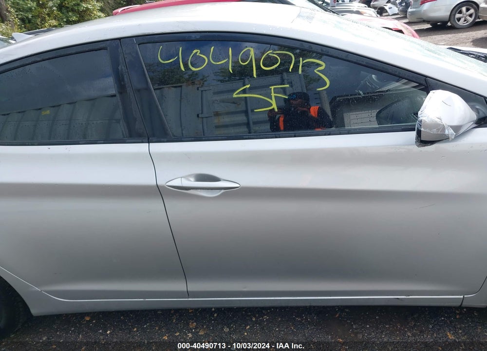 2016 HYUNDAI ELANTRA VIN: KMHDH4AE8GU479150