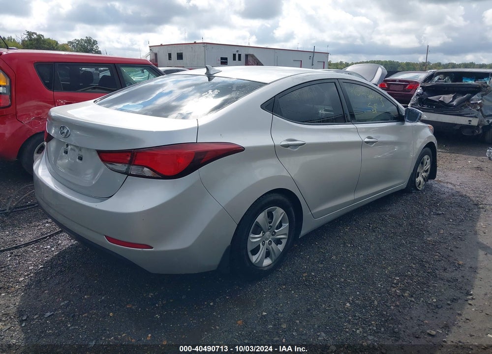 2016 HYUNDAI ELANTRA VIN: KMHDH4AE8GU479150
