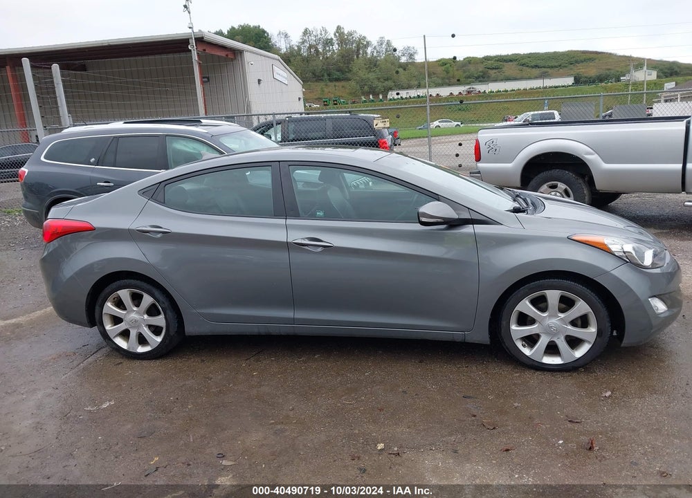 2013 HYUNDAI ELANTRA LIMITED VIN: 5NPDH4AE9DH449066
