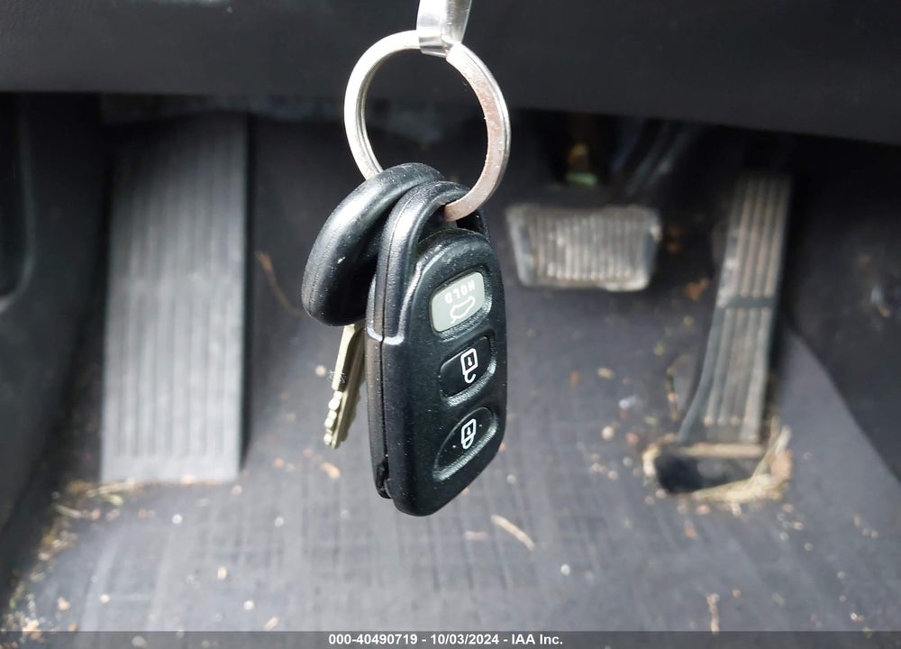 2013 HYUNDAI ELANTRA LIMITED VIN: 5NPDH4AE9DH449066