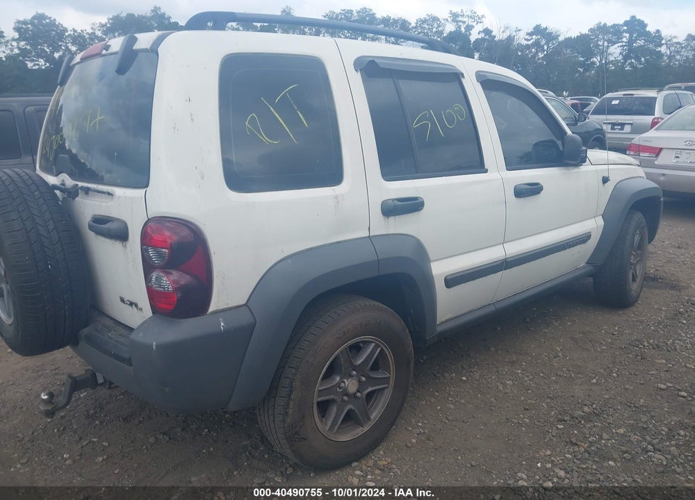 2005 JEEP LIBERTY SPORT VIN: 1J4GK48K25W623348