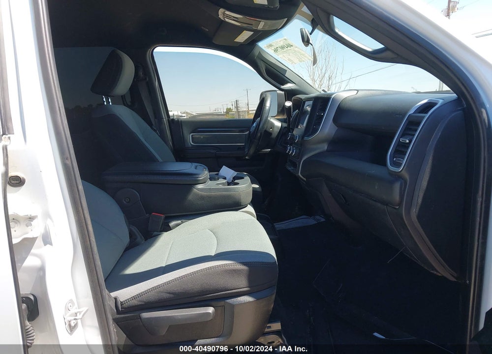 2022 RAM 2500 BIG HORN 4X4 6'4 BOX VIN: 3C6UR5DL7NG436718