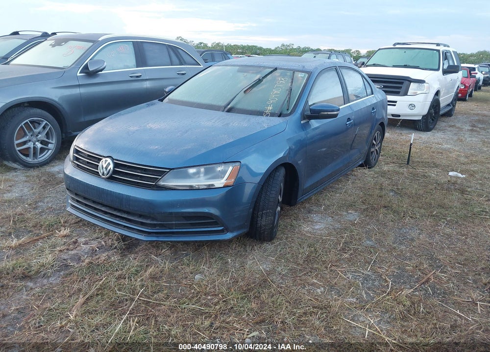 2017 VOLKSWAGEN JETTA 1.4T SE VIN: 3VWDB7AJ7HM387356