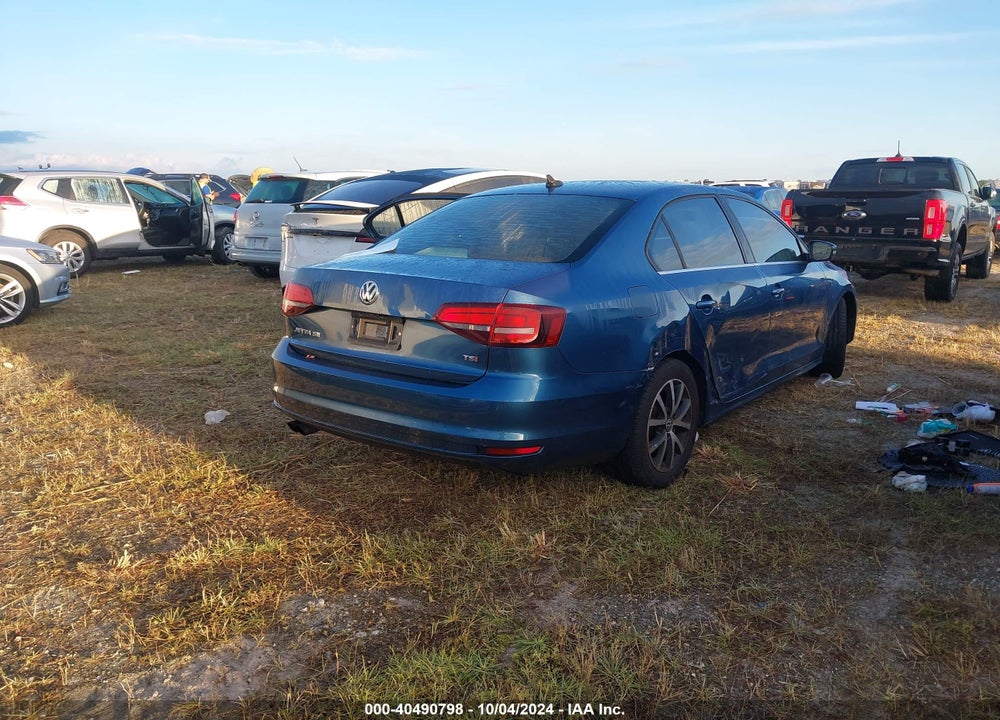 2017 VOLKSWAGEN JETTA 1.4T SE VIN: 3VWDB7AJ7HM387356