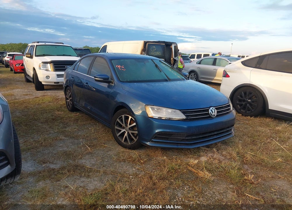 2017 VOLKSWAGEN JETTA 1.4T SE VIN: 3VWDB7AJ7HM387356
