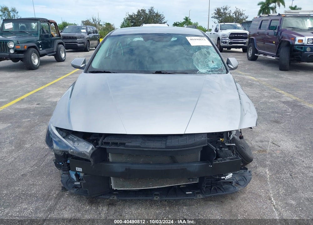 2023 HYUNDAI ELANTRA SEL VIN: 5NPLM4AG9PH103984
