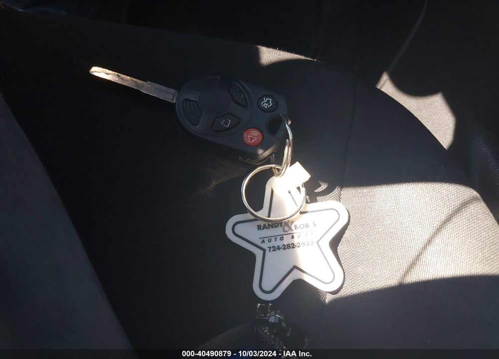 2018 FORD FOCUS SE VIN: 1FADP3K2XJL324236