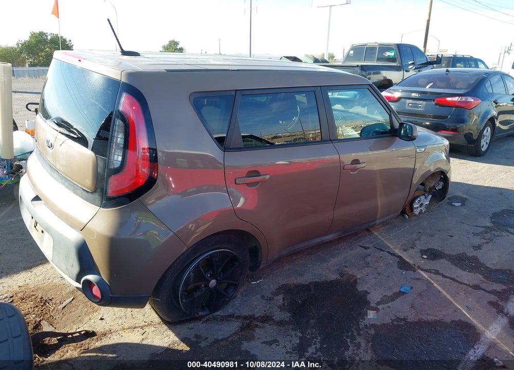 2015 KIA SOUL VIN: KNDJN2A28F7188641