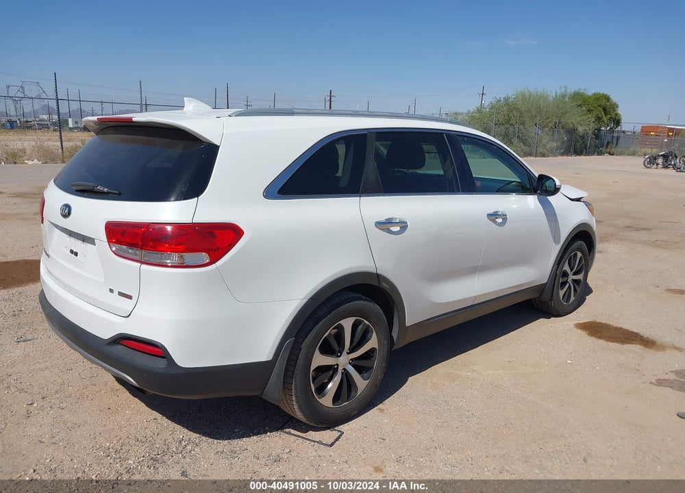 2016 KIA SORENTO 2.0T EX VIN: 5XYPH4A18GG014884