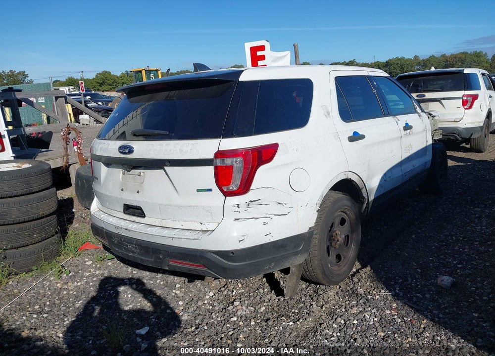 2018 FORD POLICE INTERCEPTOR UTILITY VIN: 1FM5K8AR1JGA37106