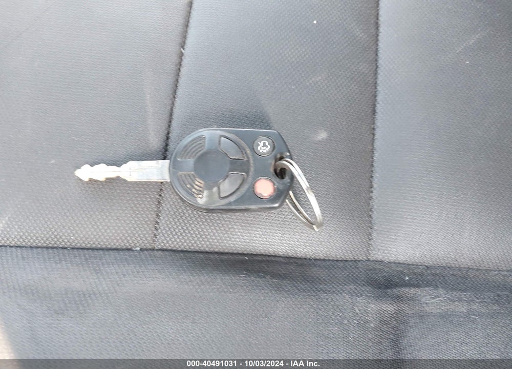 2010 FORD ESCAPE XLT VIN: 1FMCU9D76AKC25652