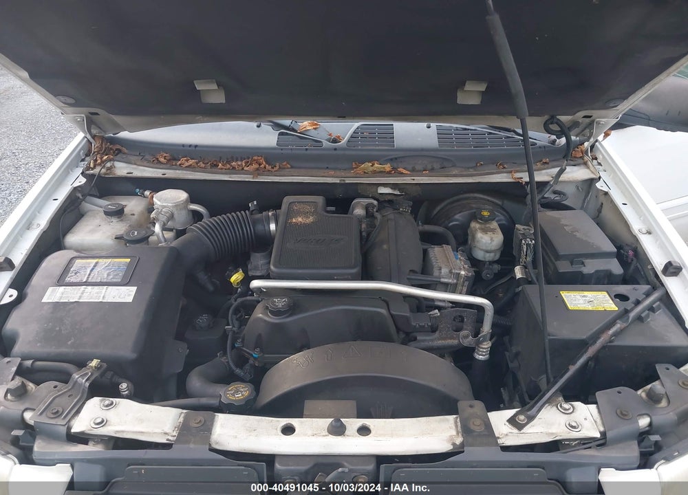 2005 GMC ENVOY VIN: 1GKDT13S852138493