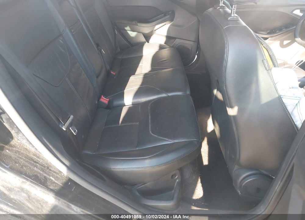 2016 FORD FOCUS SE VIN: 1FADP3K29GL296910