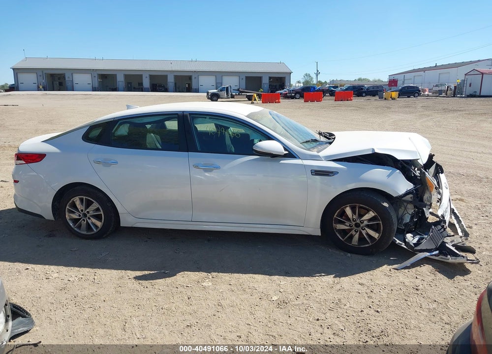 2019 KIA OPTIMA LX VIN: 5XXGT4L34KG276749