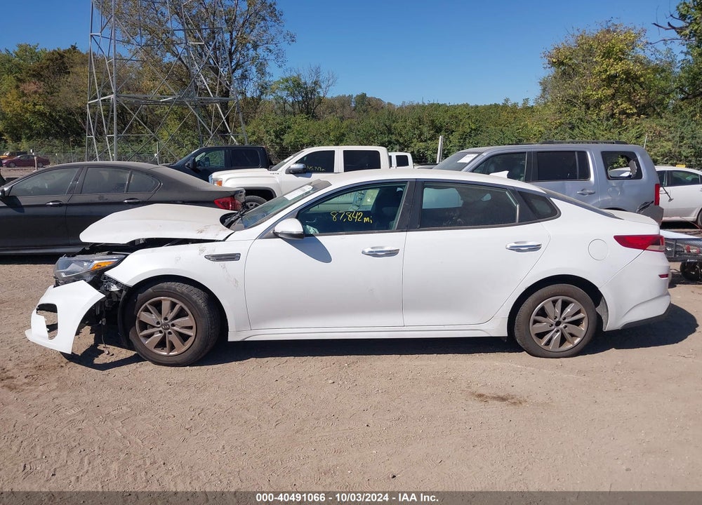 2019 KIA OPTIMA LX VIN: 5XXGT4L34KG276749