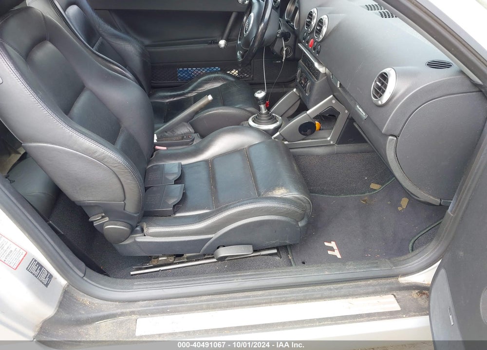2001 AUDI TT VIN: TRUWT28N511035518