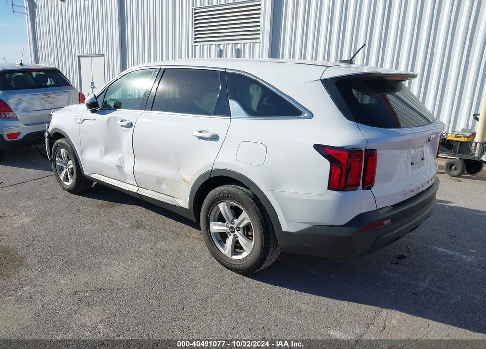 2021 KIA SORENTO LX VIN: 5XYRG4LC8MG001235