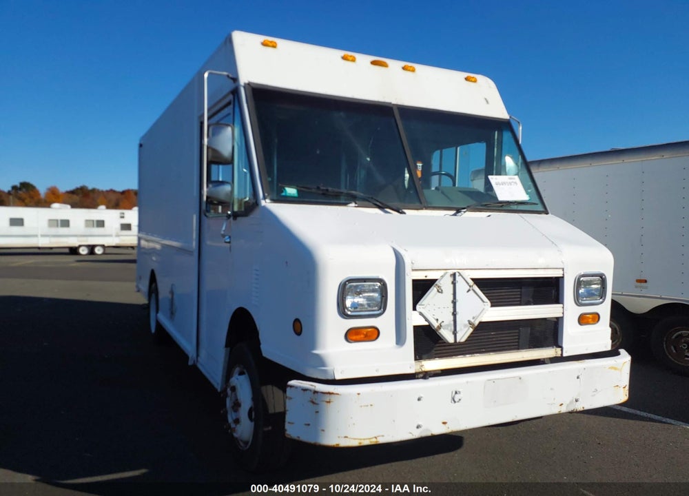 1997 FREIGHTLINER CHASSIS M LINE WALK-IN VAN VIN: 4UZA4FF45VC868745