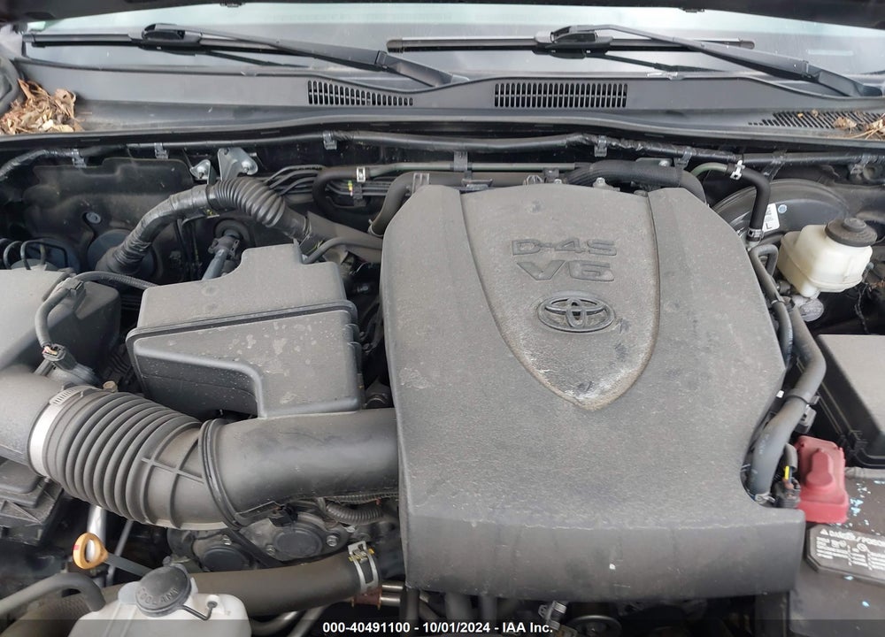 2019 TOYOTA TACOMA SR V6 VIN: 5TFSZ5ANXKX194357