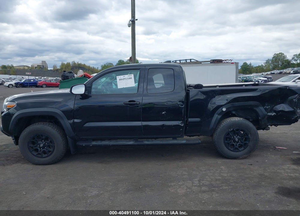 2019 TOYOTA TACOMA SR V6 VIN: 5TFSZ5ANXKX194357