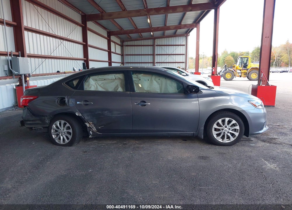 2018 NISSAN SENTRA SV VIN: 3N1AB7AP0JY208652