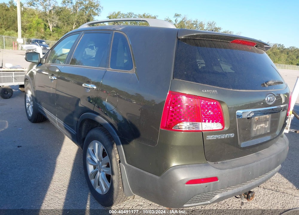 2011 KIA SORENTO EX V6 VIN: 5XYKU4A28BG112353