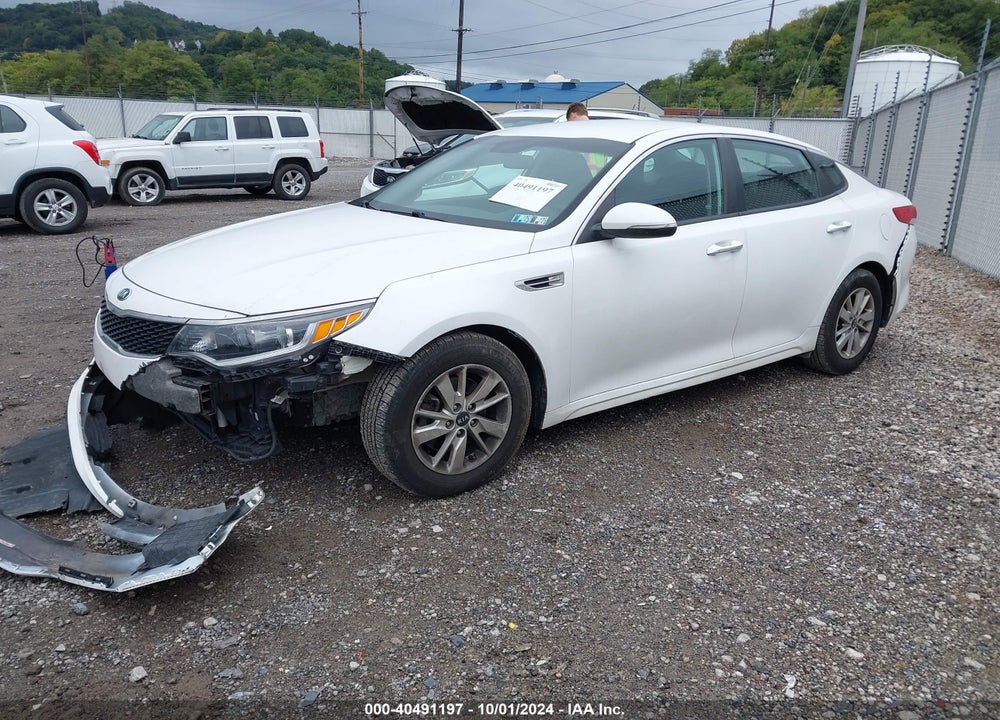 2016 KIA OPTIMA LX VIN: KNAGT4L31G5103604