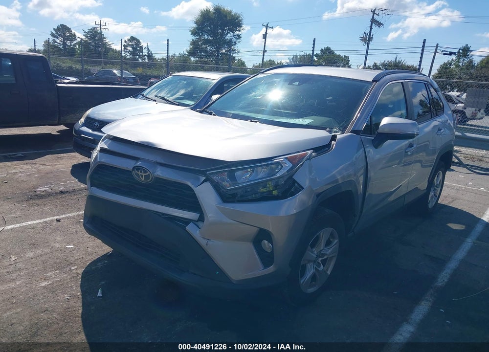 2021 TOYOTA RAV4 XLE VIN: 2T3W1RFV6MW117095