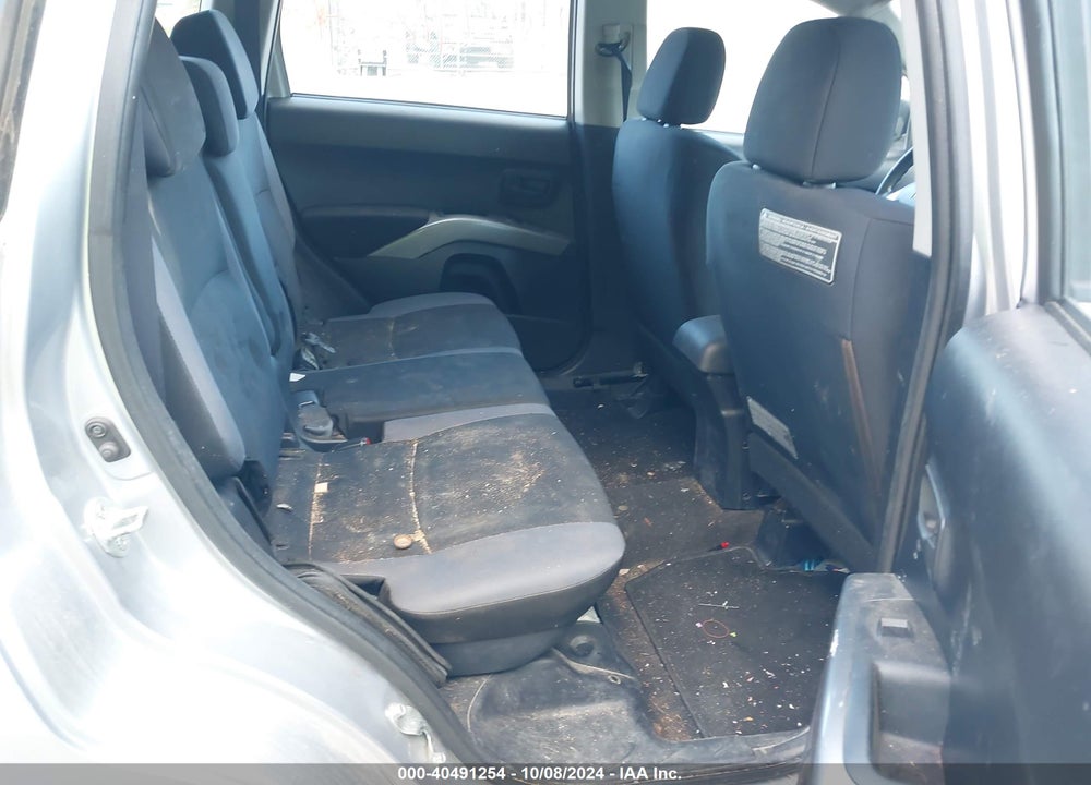 2008 MITSUBISHI OUTLANDER ES VIN: JA4LS21W78Z006336