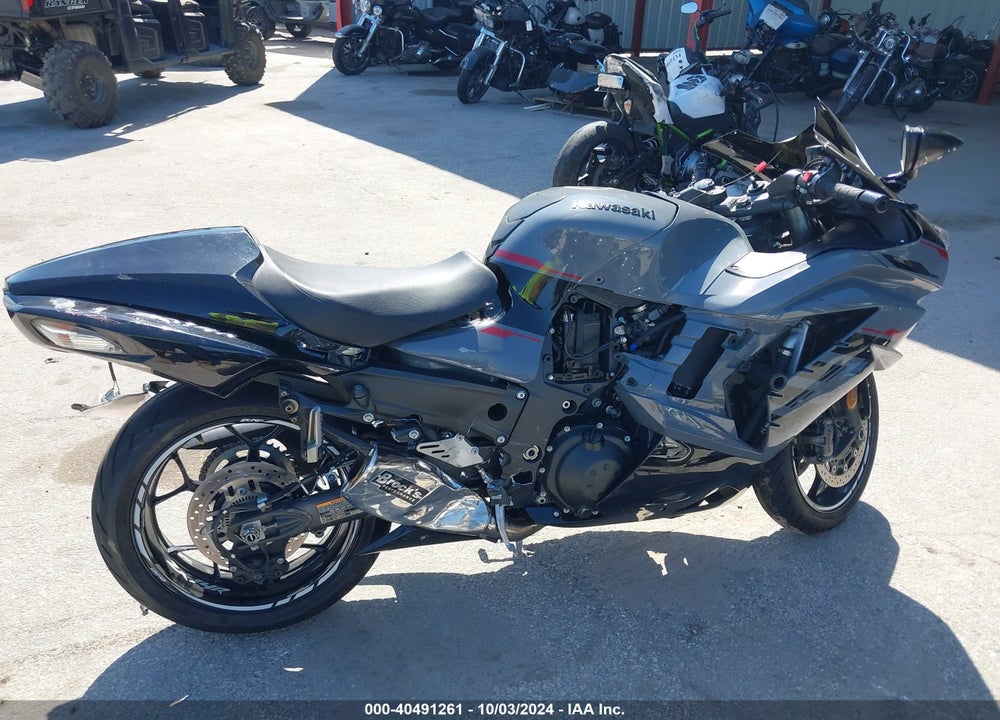 2022 KAWASAKI ZX1400 J VIN: JKBZXNJ15NA015544