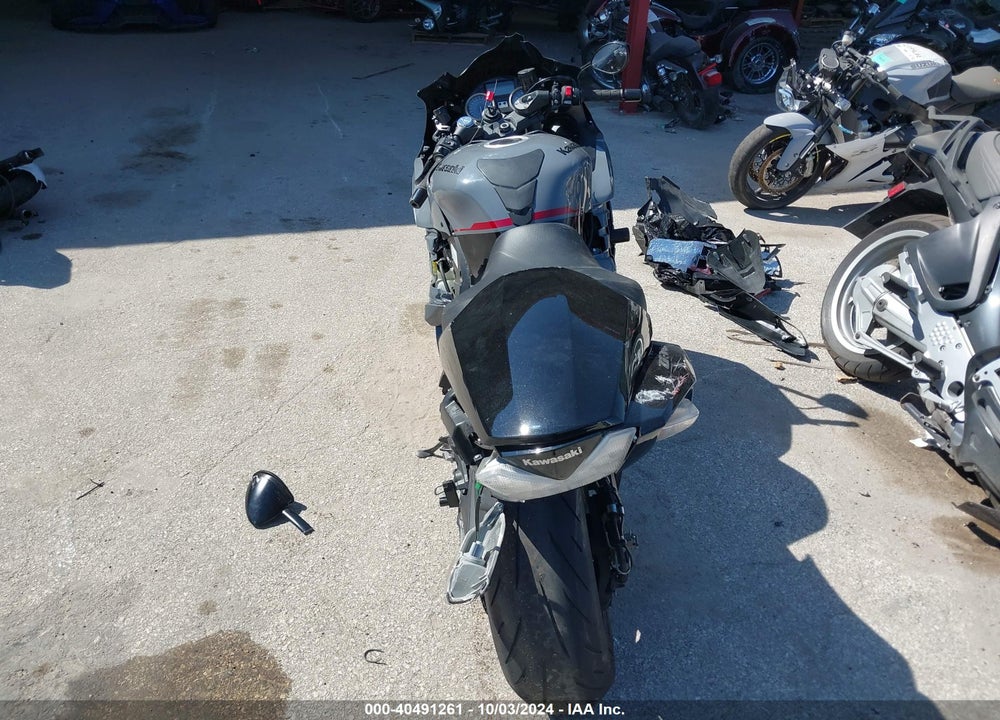 2022 KAWASAKI ZX1400 J VIN: JKBZXNJ15NA015544