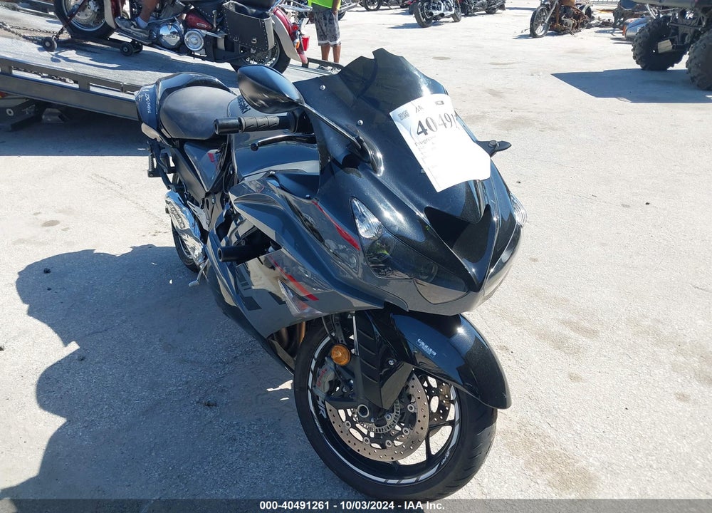 2022 KAWASAKI ZX1400 J VIN: JKBZXNJ15NA015544