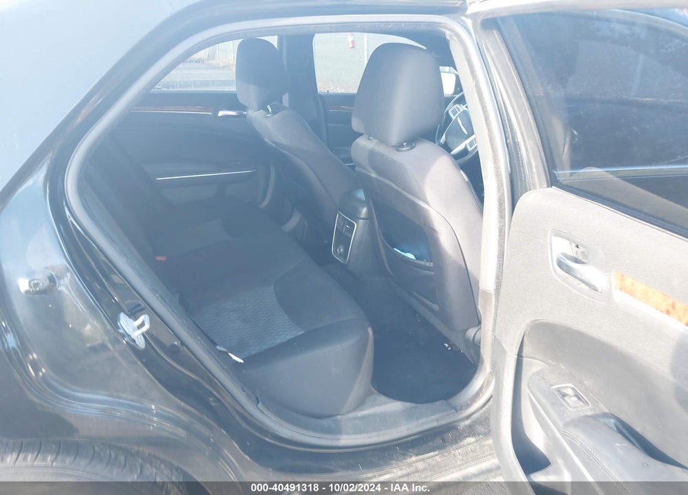 2012 CHRYSLER 300 VIN: 2C3CCAAG6CH290562