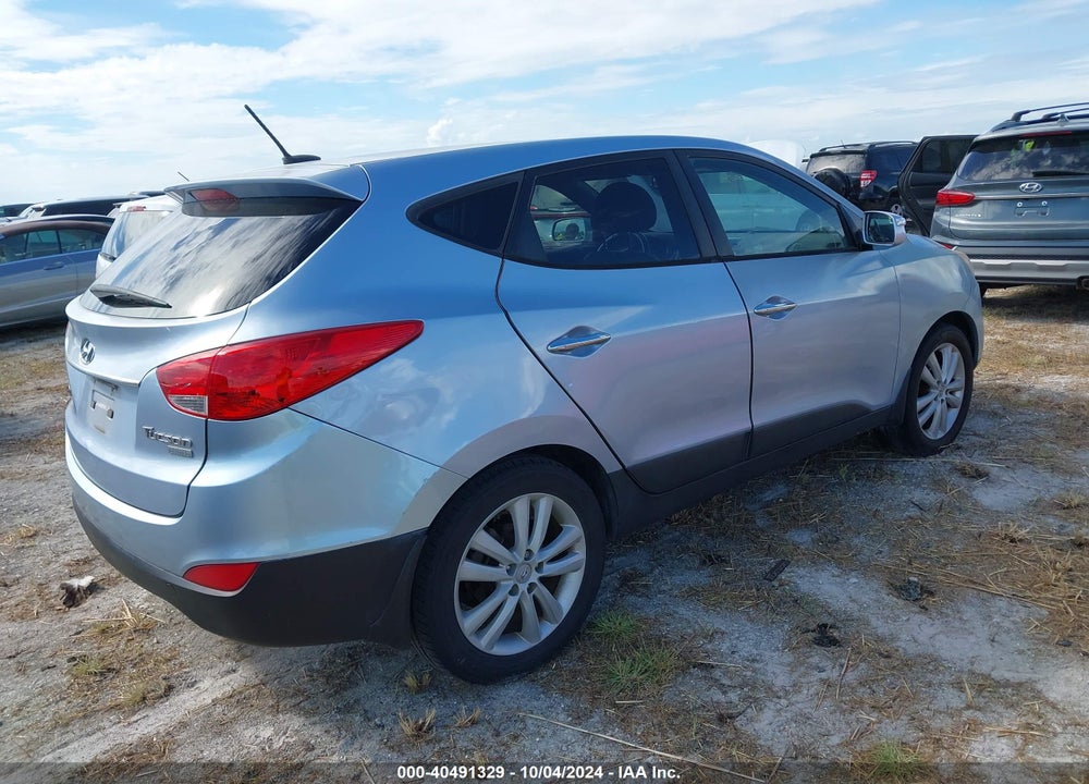 2011 HYUNDAI TUCSON LIMITED VIN: KM8JU3AC0BU222578