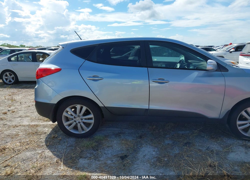 2011 HYUNDAI TUCSON LIMITED VIN: KM8JU3AC0BU222578