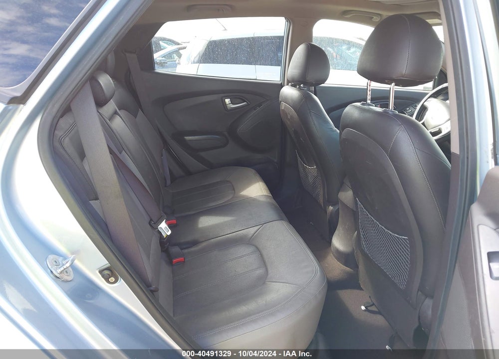 2011 HYUNDAI TUCSON LIMITED VIN: KM8JU3AC0BU222578