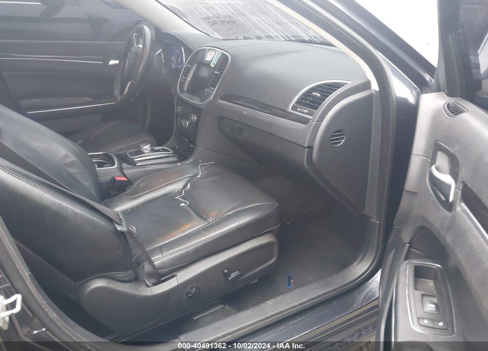 2015 CHRYSLER 300 LIMITED VIN: 2C3CCAAG7FH803158