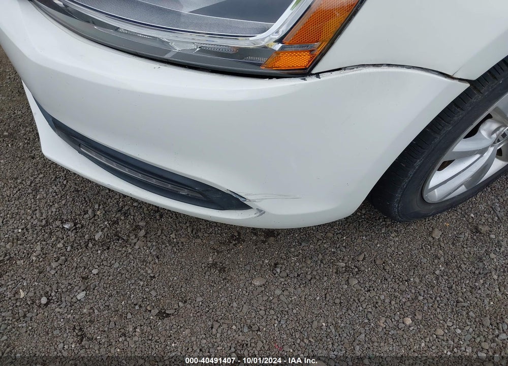 2011 VOLKSWAGEN JETTA 2.5L SE VIN: 3VWDX7AJ0BM329744