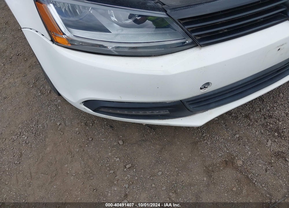 2011 VOLKSWAGEN JETTA 2.5L SE VIN: 3VWDX7AJ0BM329744