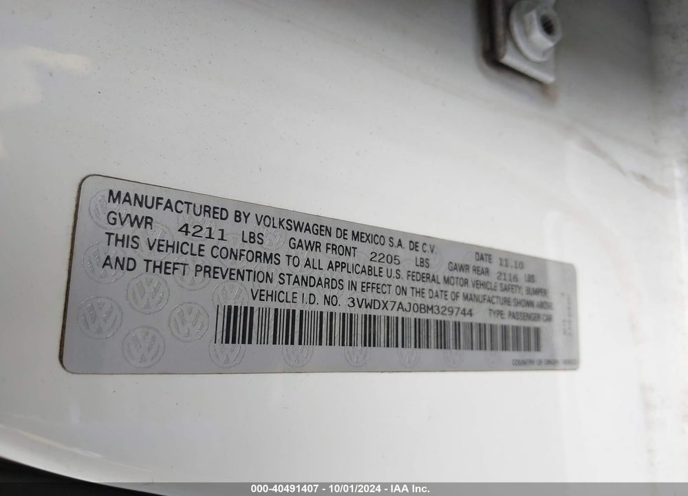 2011 VOLKSWAGEN JETTA 2.5L SE VIN: 3VWDX7AJ0BM329744