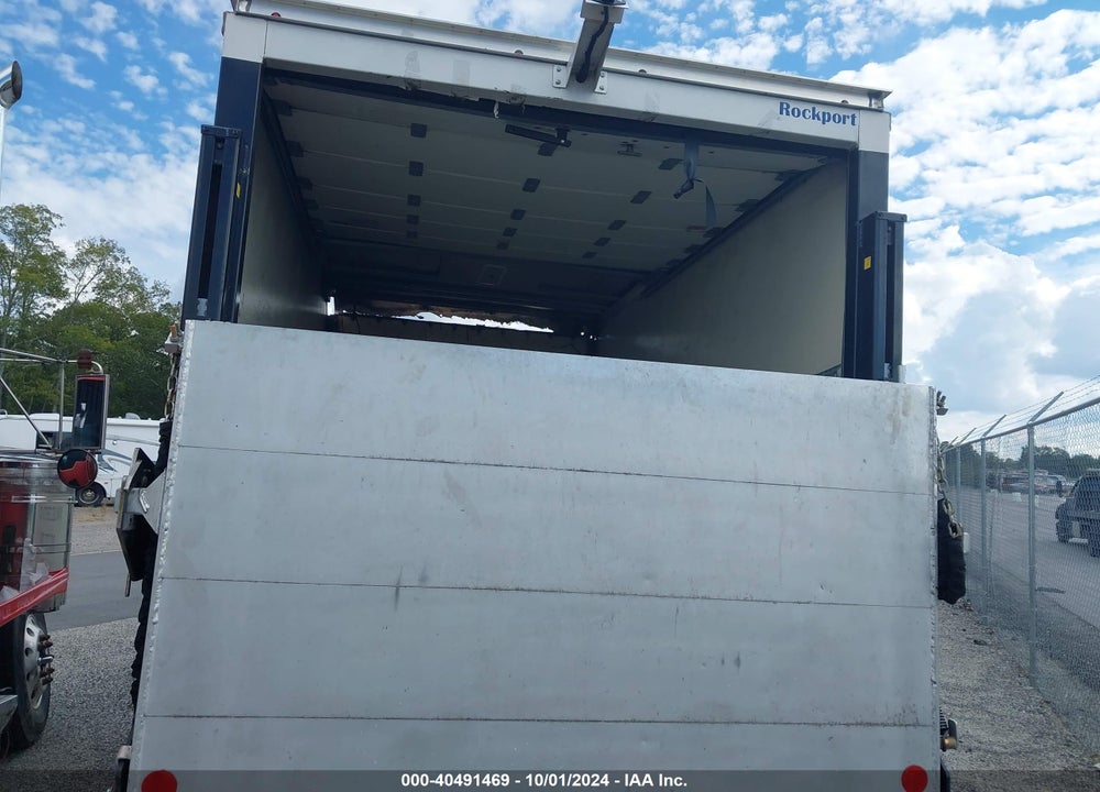 2018 CHEVROLET EXPRESS CUTAWAY WORK VAN VIN: 1GB0GRFP2J1257181