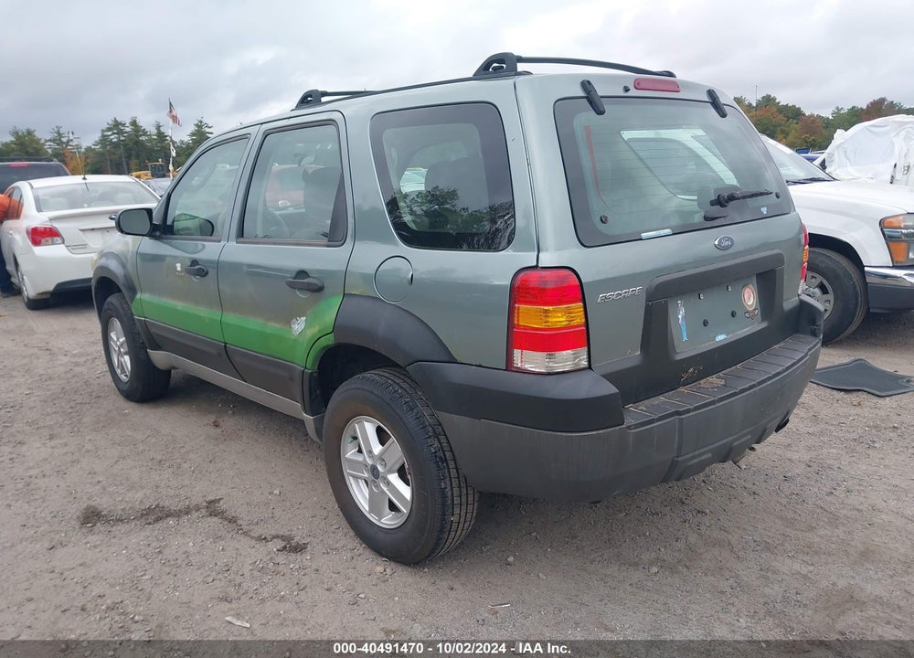 2005 FORD ESCAPE XLS VIN: 1FMYU92Z65KB29374