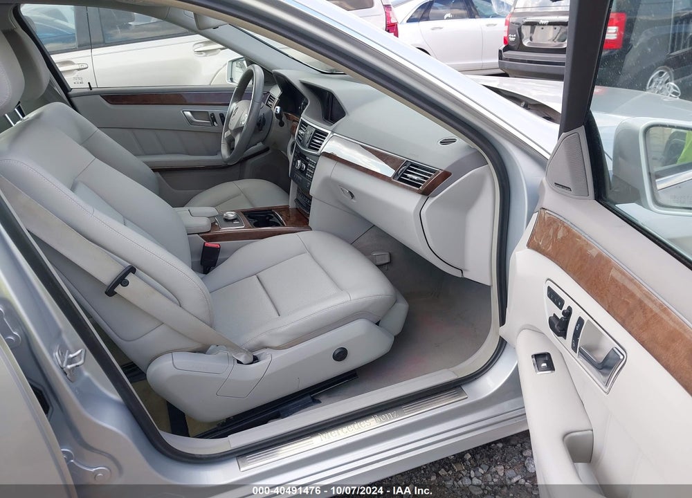 2012 MERCEDES-BENZ E 350 VIN: WDDHF5KBXCA541915